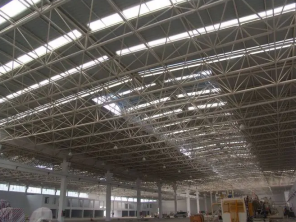 黄冈网架工程施工中需要注意哪些事项？